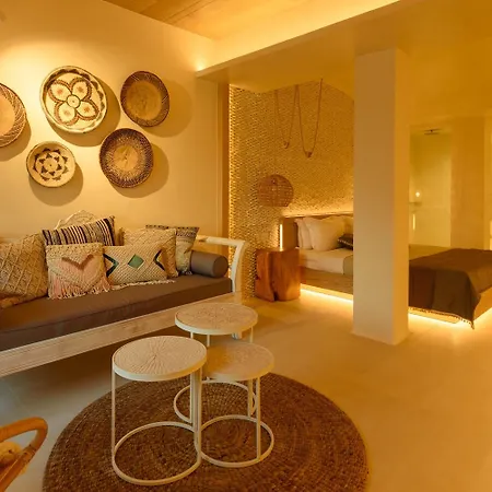 Divelia East 3*