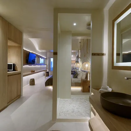 Divelia East B&B 3*